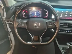 2021 Changan CS75 PLUS 1.5T AT Luxury, белый — фото 11