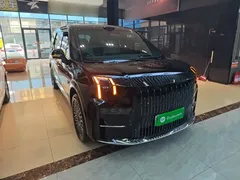 2024 Zeekr 009 6-Seat Executive 4WD 108kWh, чёрный — фото 4