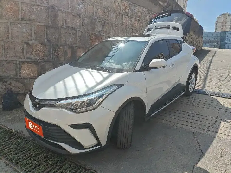 2021 Toyota IZOA 2.0L