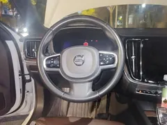 2023 Volvo S60 B4 Luxury, белый — фото 6