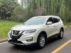 2023 Nissan X-Trail Classic 2.0L 2WD Premium, белый — фото 1