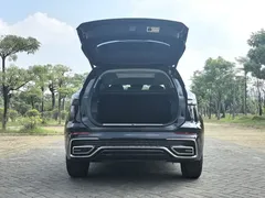 2025 Hongqi HS5 2.0T 2WD Qixiang Pro, чёрный — фото 15