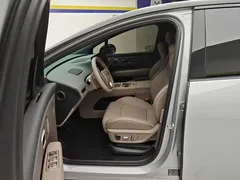 2025 Li Auto i6 2WD Standard — фото 9