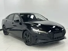 2022 Hyundai Elantra 1.5L CVT LUX Black Knight Limited Edition, чёрный — фото 3