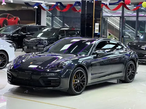 2022 Porsche Panamera 2.9T