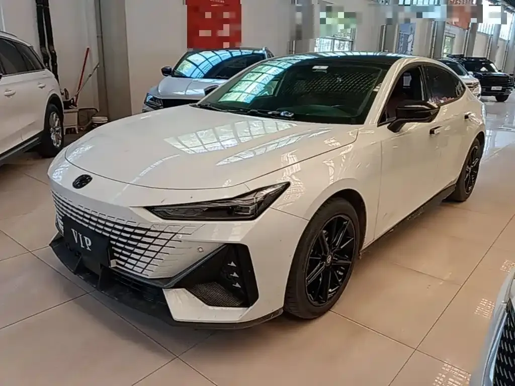 2022 Changan UNI-V 1.5T Premium