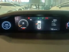 2022 Changan UNI-V 1.5T Premium, белый — фото 12