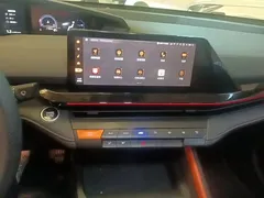 2022 Changan UNI-V 1.5T Premium, белый — фото 13