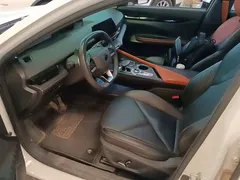 2022 Changan UNI-V 1.5T Premium, белый — фото 15