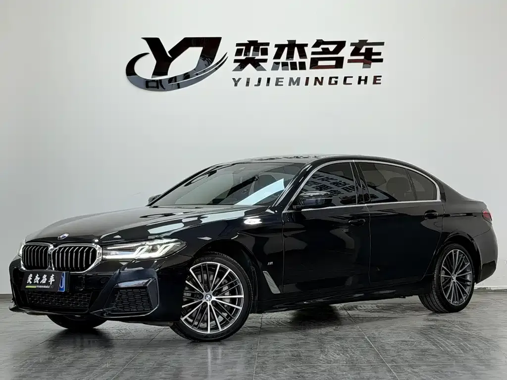 2023 BMW 5 Series 530Li Leading M Sport Package