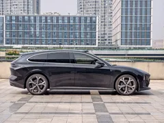 2024 Nio ET5T 75kWh Touring, чёрный — фото 7