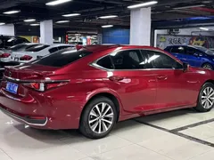 2020 Lexus ES 200 Excellence — фото 7