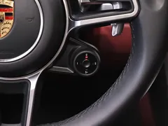 2022 Porsche 718 Cayman 2.0T, белый — фото 13