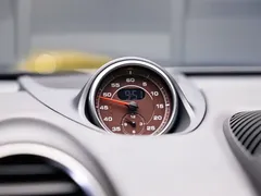 2022 Porsche 718 Cayman 2.0T, белый — фото 16