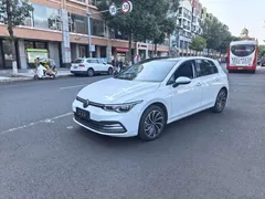 2023 Volkswagen Golf 280TSI DSG Pro, белый — фото 4