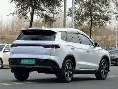 2024 BYD Song Pro Honor DM-i PHEV 71km Navigator, белый — фото 6