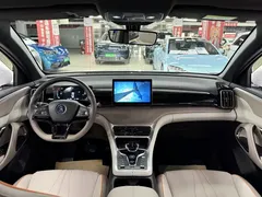 2024 BYD Song Pro Honor DM-i PHEV 71km Navigator, белый — фото 20