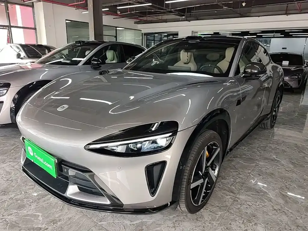 2025 Xiaomi YU7 4WD Max