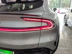 2025 Xiaomi YU7 4WD Max — фото 8