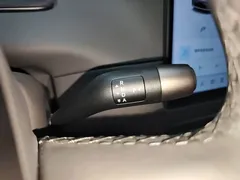 2025 Li Auto i8 Standard — фото 14