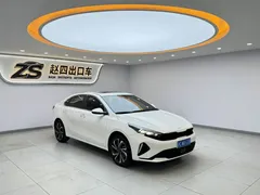 2023 Kia Cerato 1.5L CVT Premium, белый — фото 3