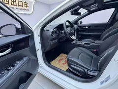 2023 Kia Cerato 1.5L CVT Premium, белый — фото 14