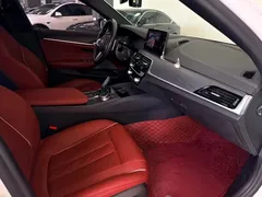 2022 BMW 5 Series 530Li Leading M Sport Package, белый — фото 14