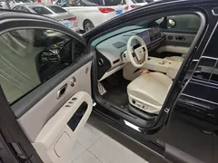 2025 Li Auto i6 4WD Standard, чёрный — фото 16