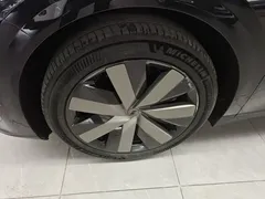 2025 Li Auto i6 4WD Standard, чёрный — фото 23
