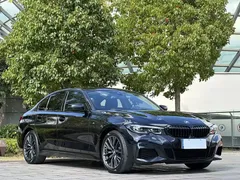 2022 BMW 3 Series 325i M Sport Dark, чёрный — фото 3