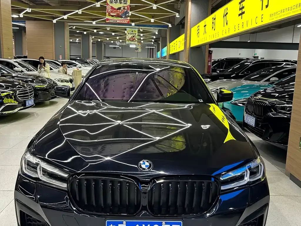 2021 BMW 5 Series 525Li M Sport Package