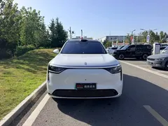 2025 Aito M8 EV Ultra 6-seat 4WD 192-line LiDAR, белый — фото 2