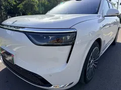 2025 Aito M8 EV Ultra 6-seat 4WD 192-line LiDAR, белый — фото 5