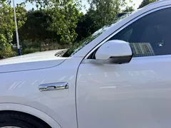 2025 Aito M8 EV Ultra 6-seat 4WD 192-line LiDAR, белый — фото 7