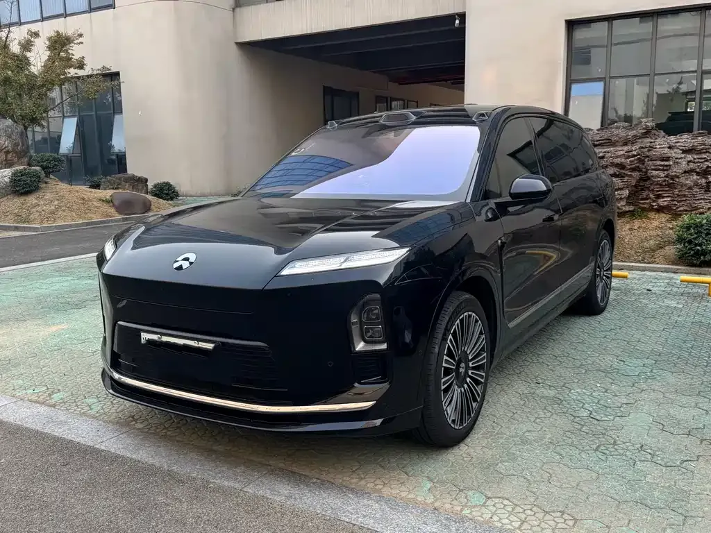 2026 Nio ES8 6-seat Executive Luxury