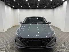 2022 Hyundai Elantra 1.5L CVT LUX Premium — фото 2