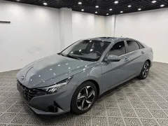 2022 Hyundai Elantra 1.5L CVT LUX Premium — фото 3