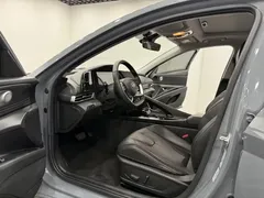 2022 Hyundai Elantra 1.5L CVT LUX Premium — фото 6