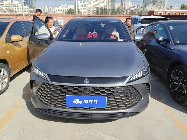 2025 BYD Qin PLUS DM-i PHEV Smart Driving 128km Advance