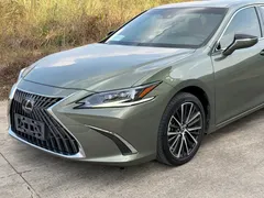 2021 Lexus ES 300h Hybrid Premium, зелёный — фото 8