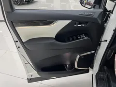 2020 Lexus LM 300h 7-seat, белый — фото 22