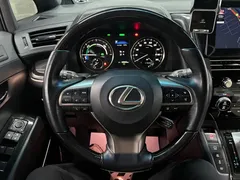 2020 Lexus LM 300h 7-seat, белый — фото 24
