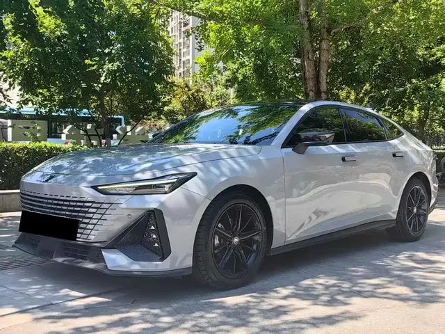 2022 Changan UNI-V 1.5T Premium