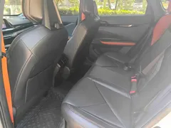 2022 Changan UNI-V 1.5T Premium — фото 4
