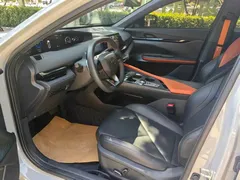 2022 Changan UNI-V 1.5T Premium — фото 5