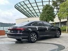2022 Volkswagen Passat 330TSI Luxury, чёрный — фото 7