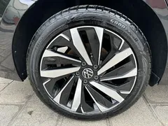 2022 Volkswagen Passat 330TSI Luxury, чёрный — фото 24