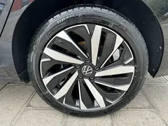 2022 Volkswagen Passat 330TSI Luxury, чёрный — фото 25