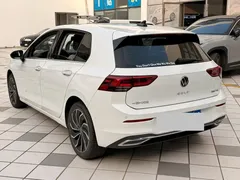 2021 Volkswagen Golf 280TSI DSG 30th Anniversary, белый — фото 4