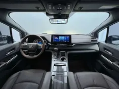 2023 Toyota Granvia 2.5L Hybrid Flagship VIP, белый — фото 7